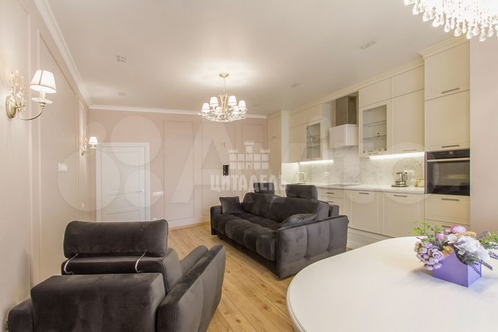 3-к. квартира, 103 м², 3/16 эт.