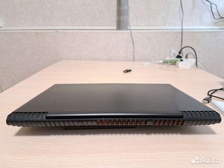 Lenovo legion y520 15ikbn
