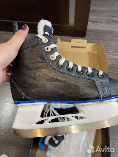 Коньки хоккейные детские