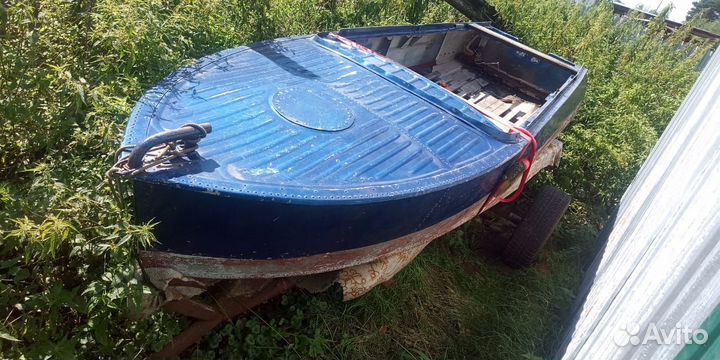 Продам мотор Бурлак 15л.с и лодку 