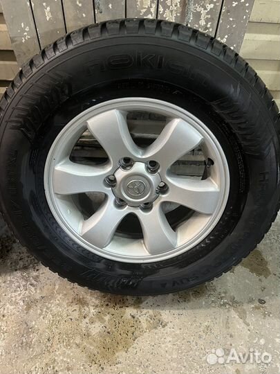 Продам диски с шинами на land cruiser prado