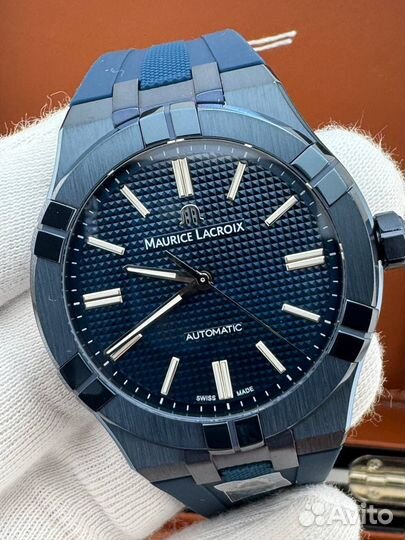 Часы Maurice Lacroix Aikon 42mm