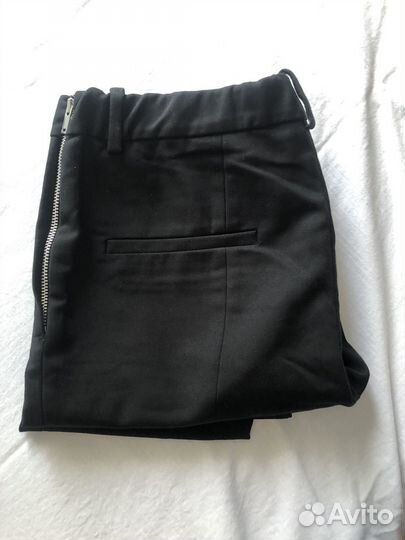 Брюки черные