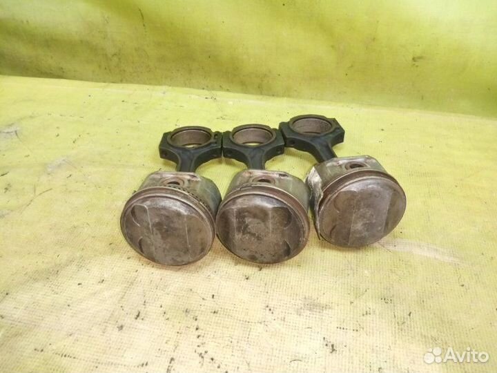 Шатун с поршнем Dodge Caravan 3 EDZ