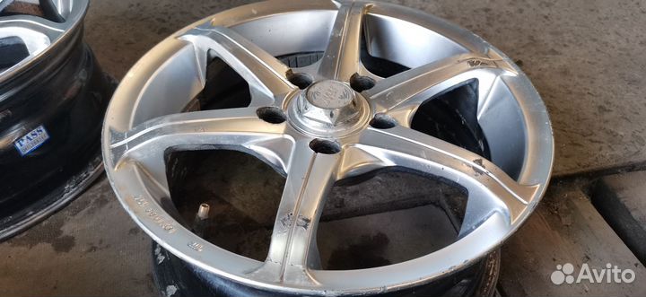 Литые диски R15