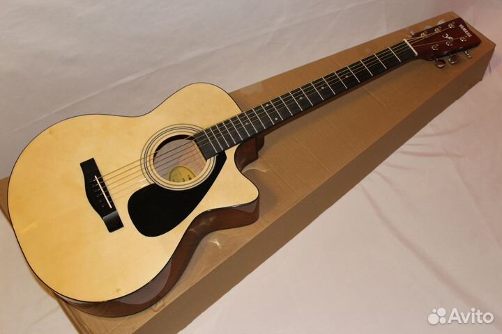 Гитара Yamaha FS100C новая в коробке