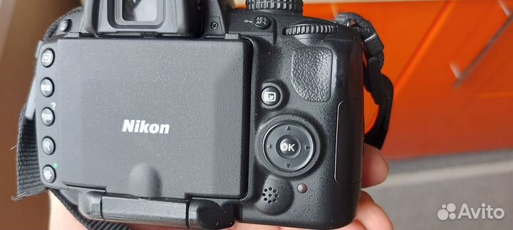 Зеркальный фотоаппарат Nikon D5000 с 18-55