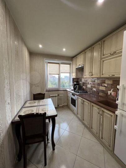 3-к. квартира, 65 м², 9/9 эт.