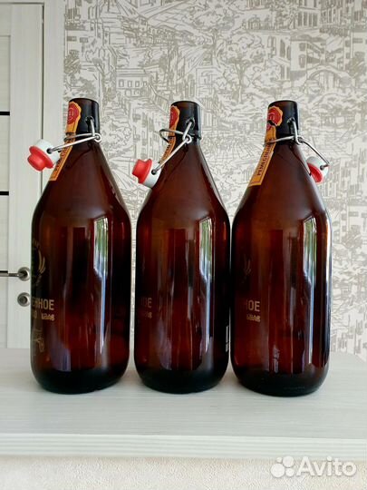 Бутылка стеклянная с бугельной пробкой 1 л