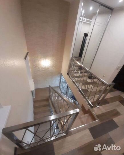 Ограждения, перила лестниц