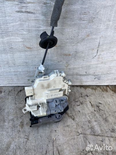 Замок задней левой двери Audi A5 8T