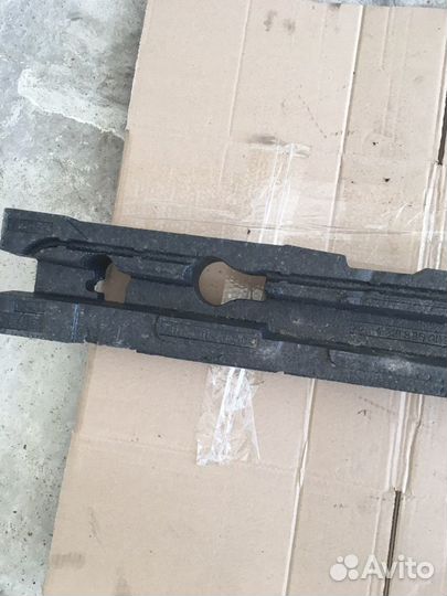 Наполнитель бампера Мерседес W221(1488)