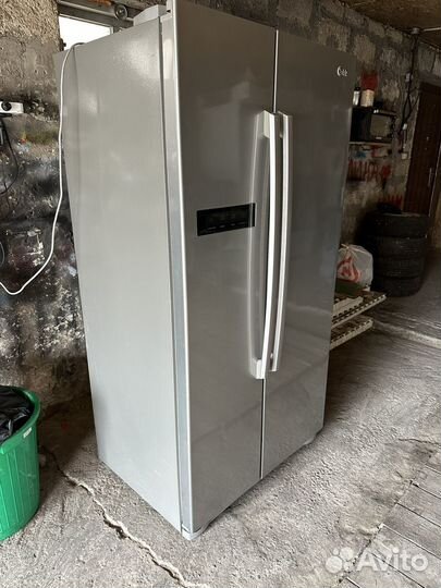 Холодильник lg side by side