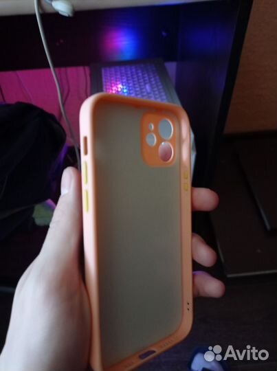 Чехол на iPhone 11