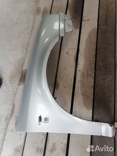 Крыло переднее правое skoda octavia a4