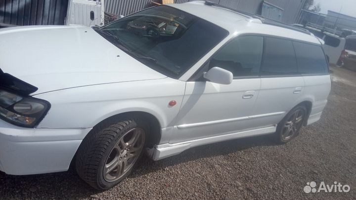 Subaru Legacy 2.0 AT, 2002, битый, 378 100 км