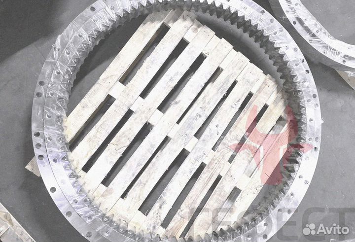 Поворотный круг Volvo EC290BLC