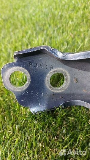 Петля двери левой Ford Explorer 6 U625 2020