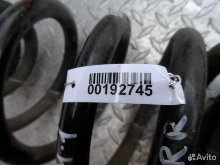 Пружина задняя Hyundai H1 2