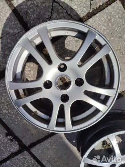 Литые диски R15 4x114.3