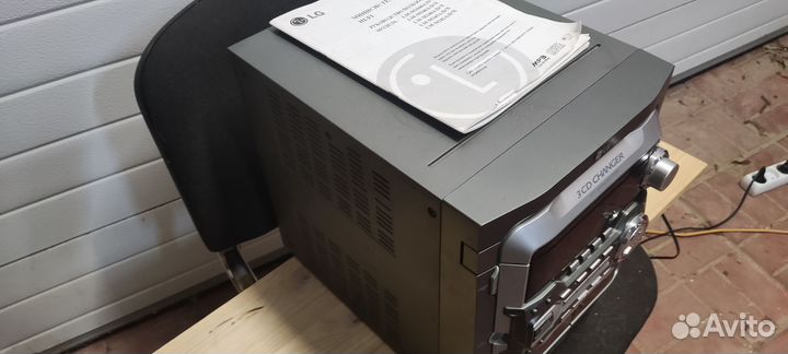 Музыкальный центр LG