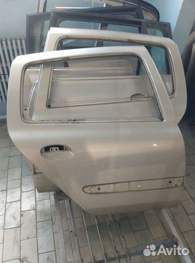 Двери на renault symbol