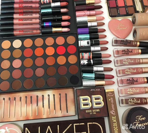 Декоративная косметика оптом и розницу