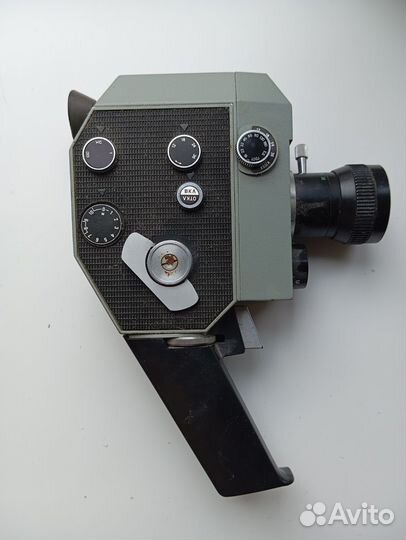 Кинокамера зенит кварц 2х8с-3