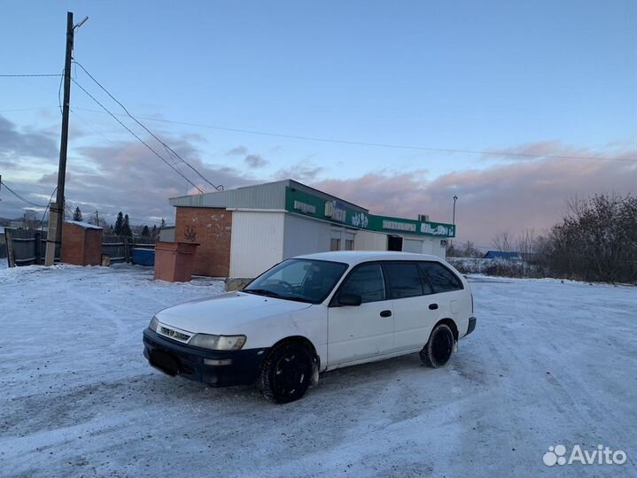 Toyota Corolla 1.5 AT, 1998, 85 000 км