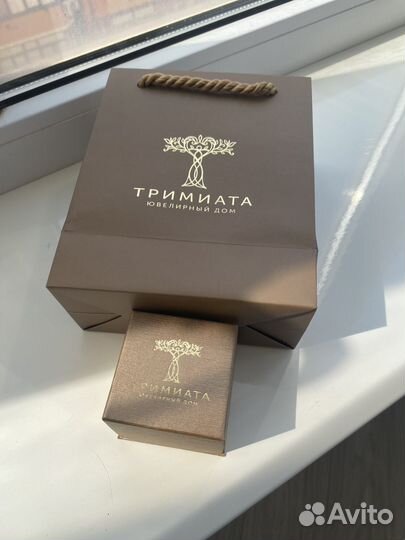 Подарочные коробки