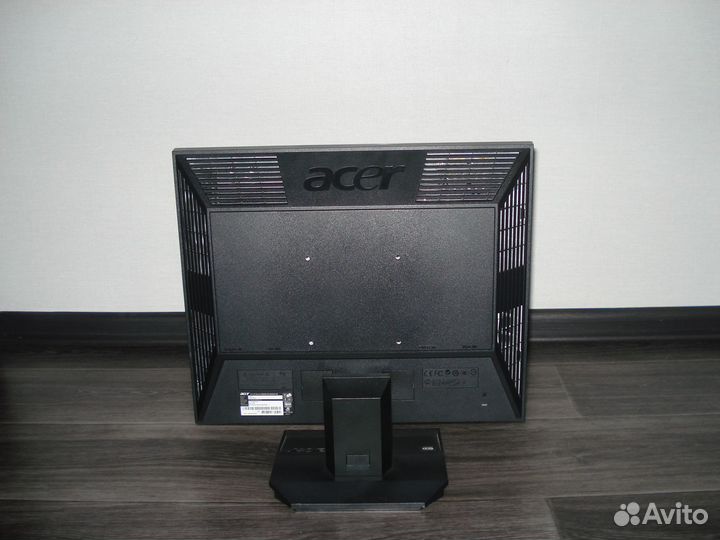 Монитор Acer V193