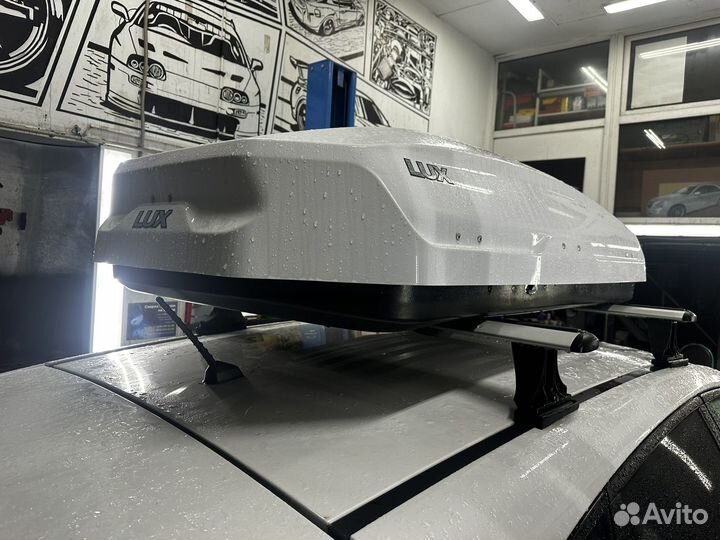 Бокс на крышу lux