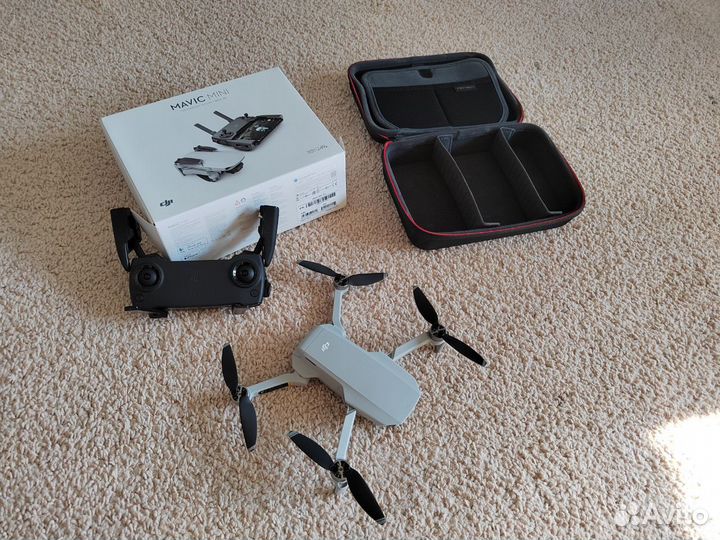 Квадрокоптер DJI Mavic Mini