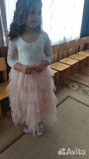 Платье нарядное