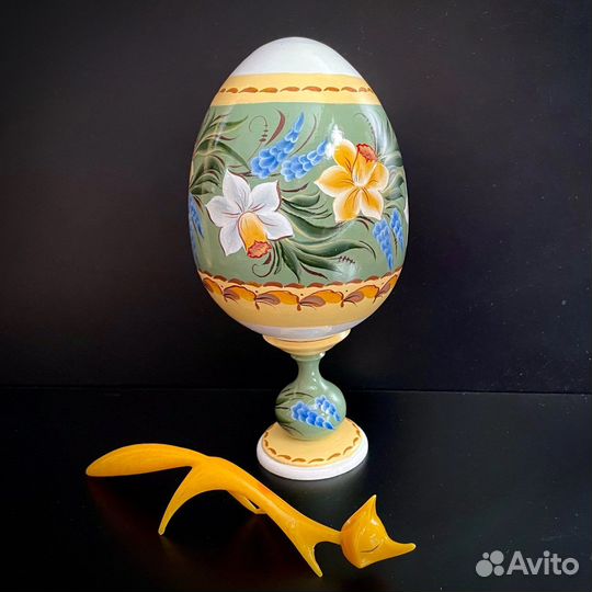 Яйцо деревНное пасхальное на ножке. Ручная роспись
