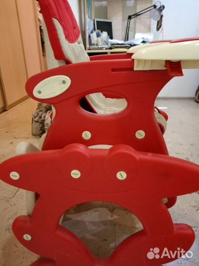 Стол-трансформер для кормления