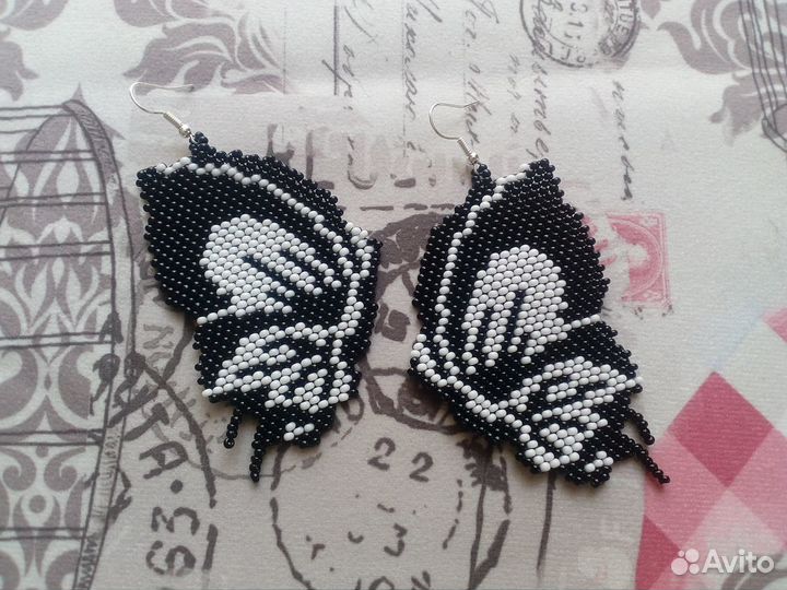 Серьги - бабочки из бисера (разные цвета)