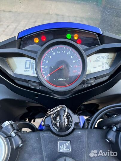 Мотоцикл спорт турист honda vfr 1200