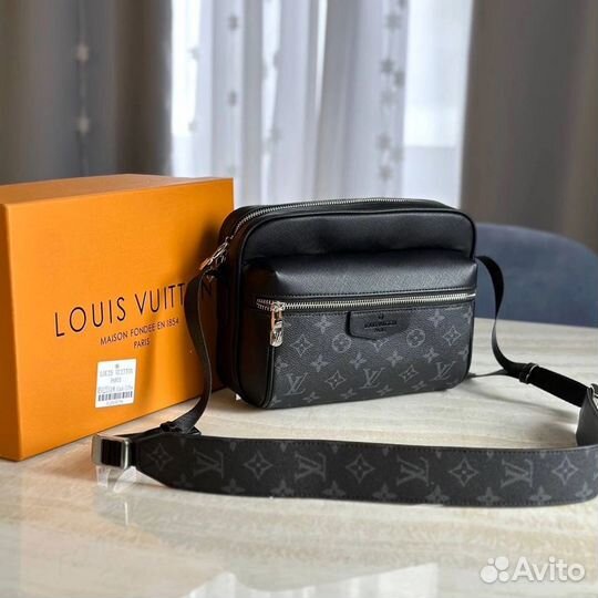 Барсетка Louis vuitton