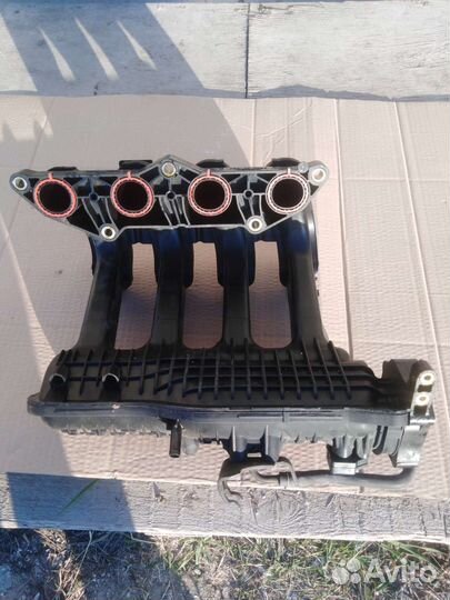 Honda Fit GD1 L13A/L15A впускной коллектор