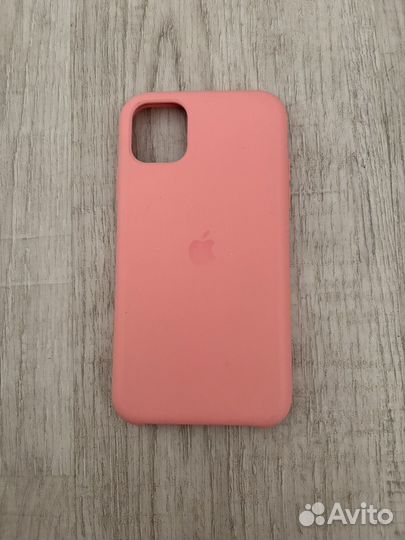 Чехол на iPhone 11