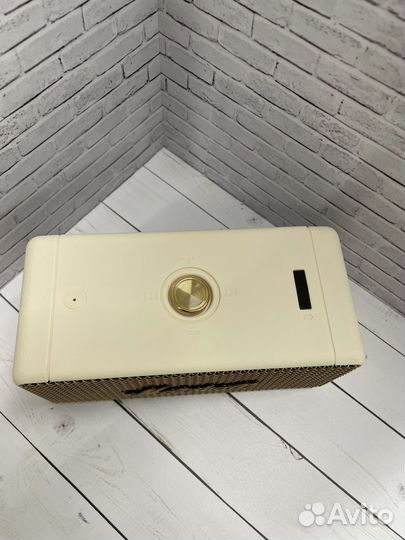 Портативная колонка Bluetooth Marshall белая