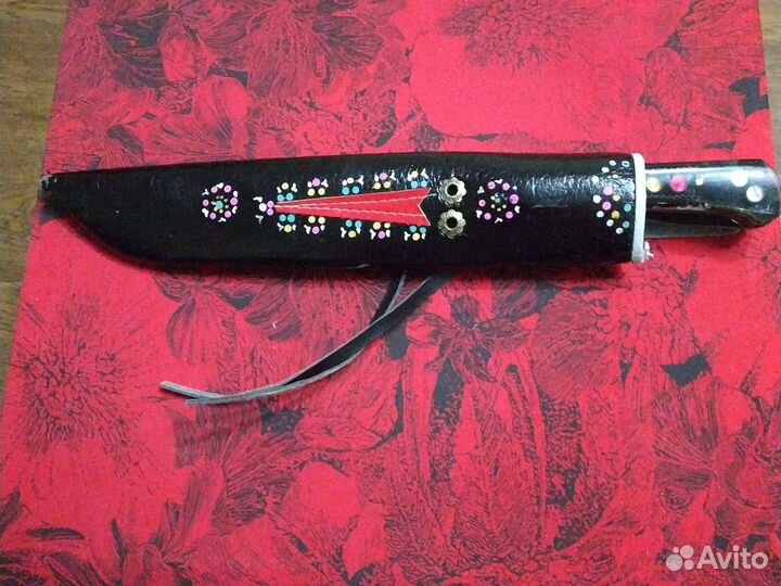 Национальный восточный нож