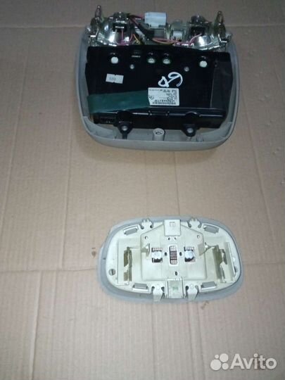 Grand Cherokee плафон подсветка салона