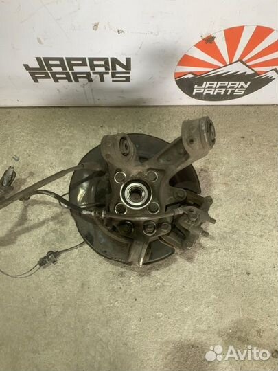 Цапфа задняя левая Honda Cr-V 4 RM1 RM4 2.4