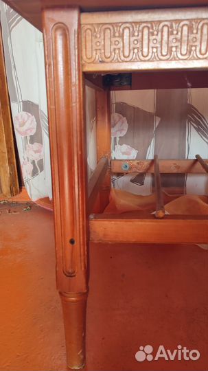 Стол и иконостас СССР