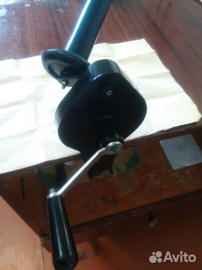 Ниткомотатель СССР новый 1977г и шерсть 7 мотков