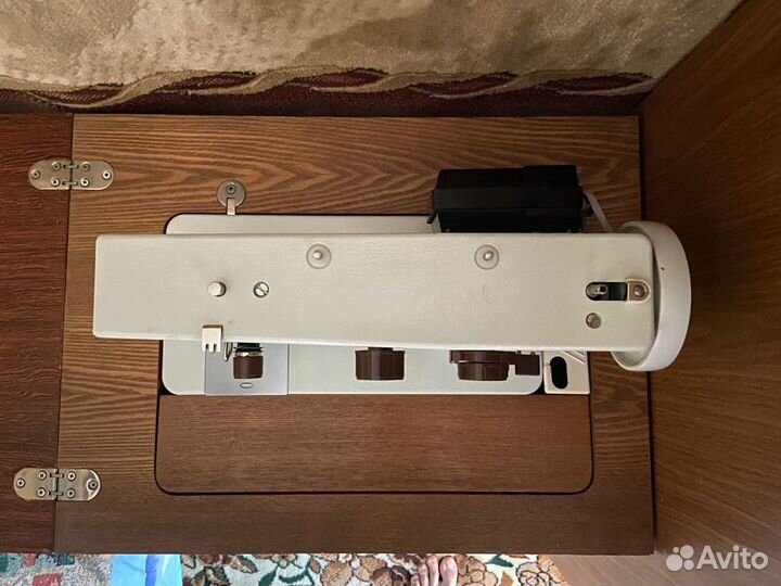 Швейная машинка 