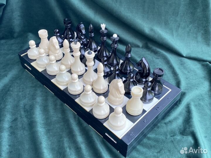 Шахматы СССР карболитовые №26