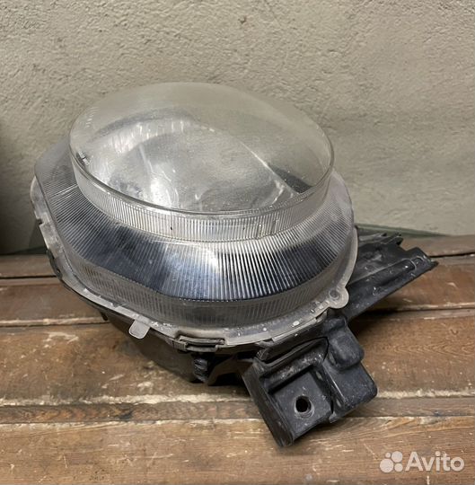 Фара правая Ниссан Жук Juke F15 /11-15